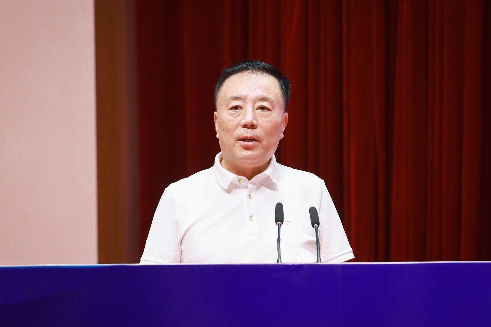 領導新.jpg